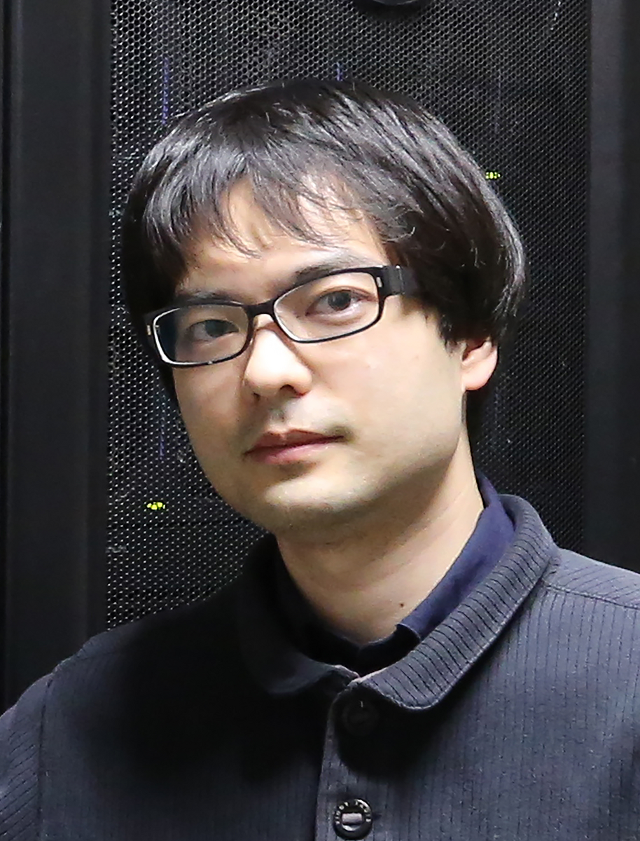 栗田 修平